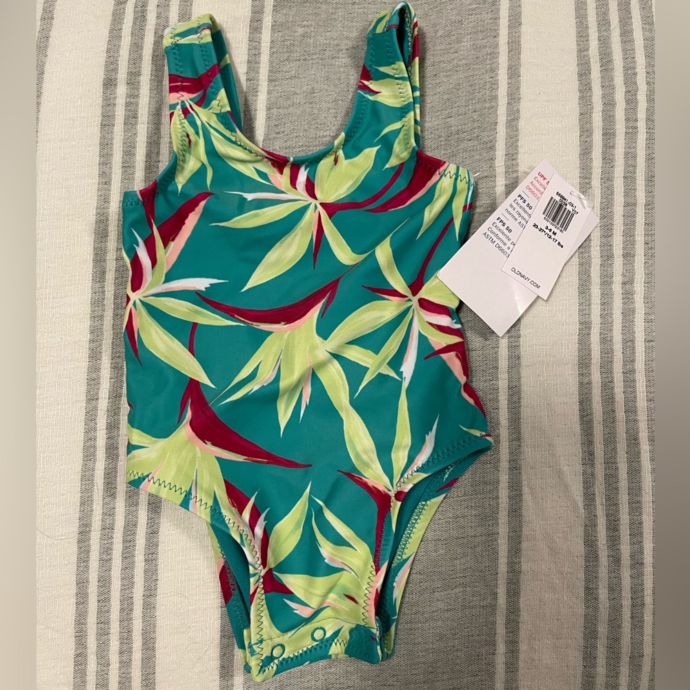 Old Navy Baby Girls One Piece Bathing Suit 3-6m NWT Leaf Print with Bow Back